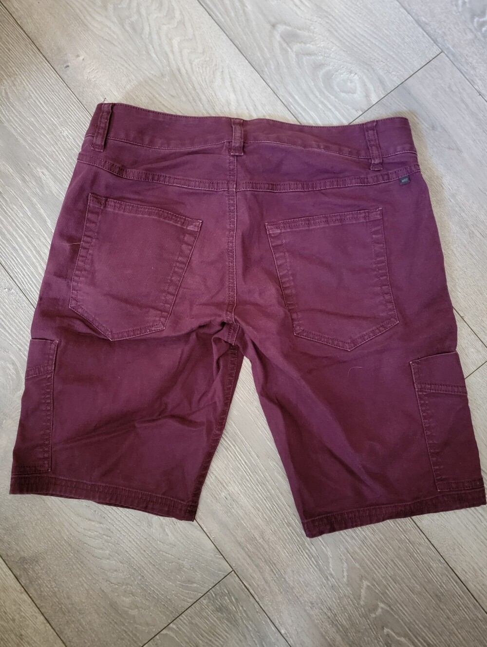 MEC Shorts - Picture 2 of 4
